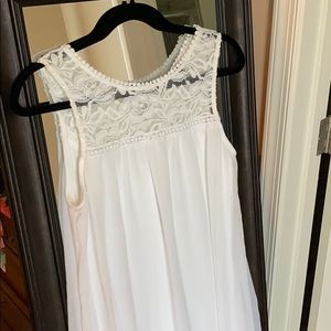White sleeveless dress